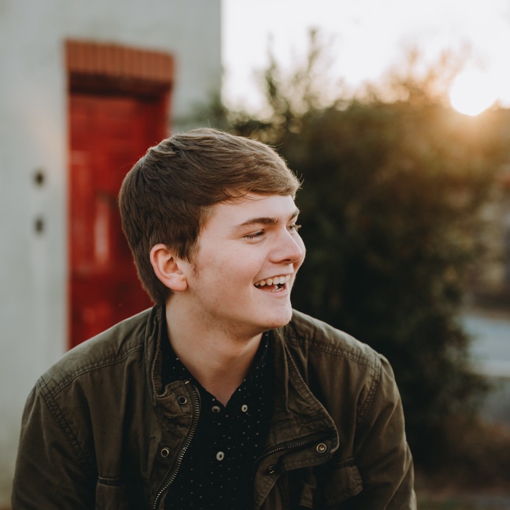 Meet your Posher, Brandon